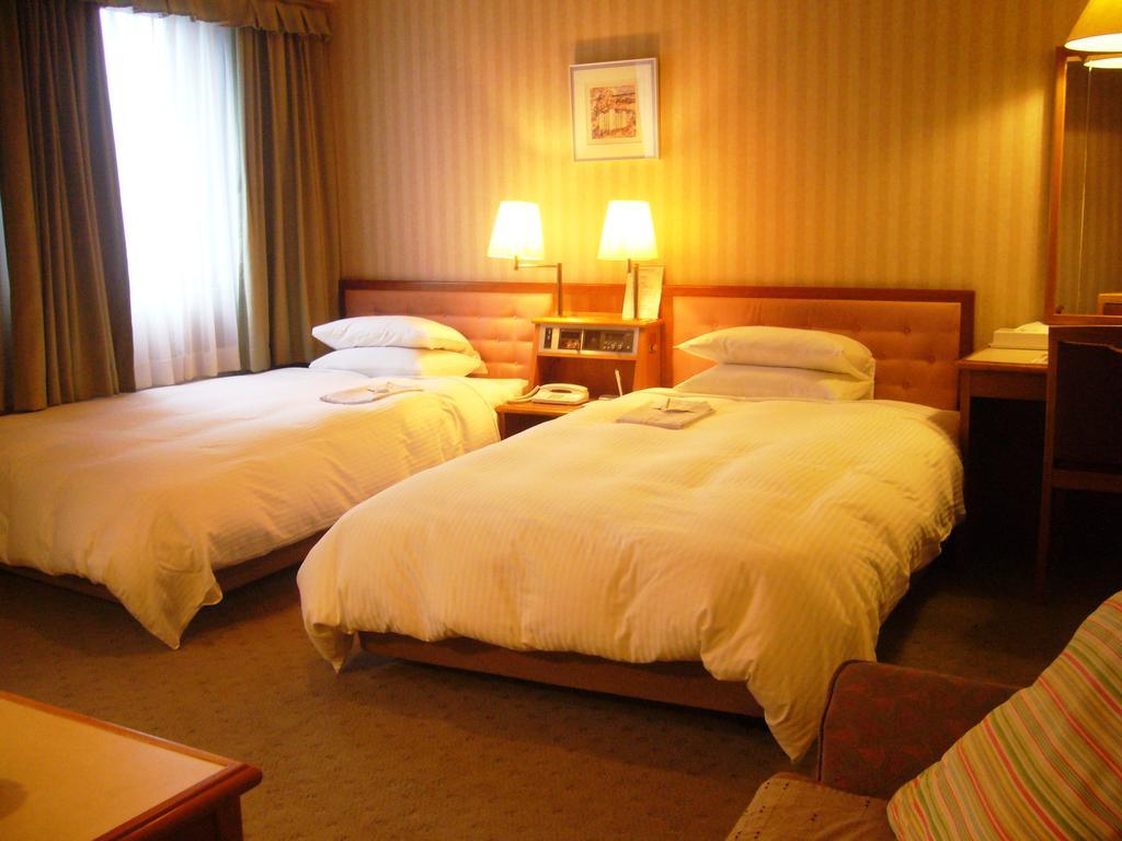 Hotel Crown Hills Sendai Aobadori Eksteriør bilde
